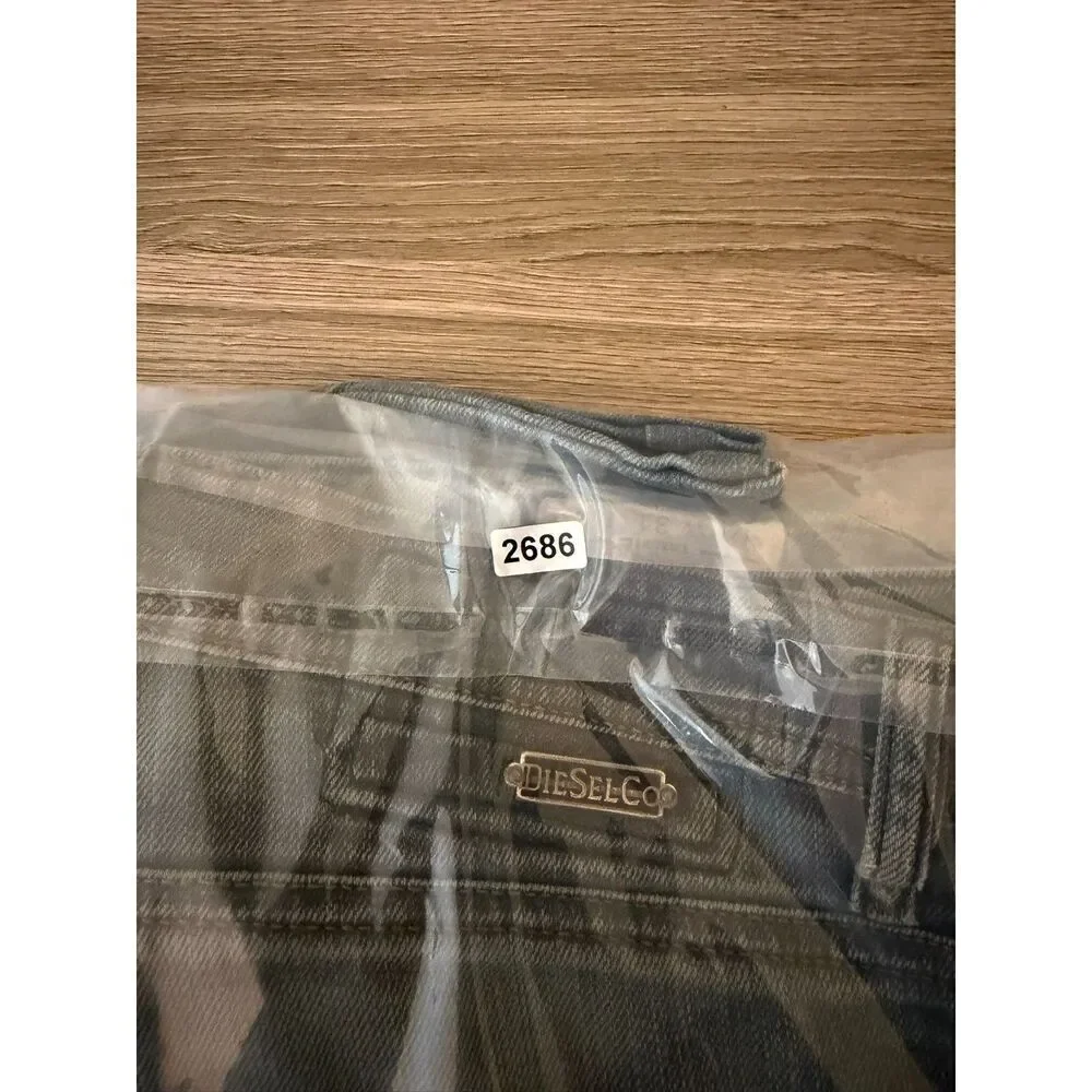 Diesel Slim-Carrot Tepphar Denim Distressed Jeans Men's 31X32(32X30) 0886A *Read